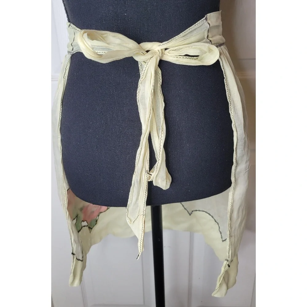 Vintage 1950's Half Apron Hostess Cook Yellow Sheer Embroidery Grannycore Unique